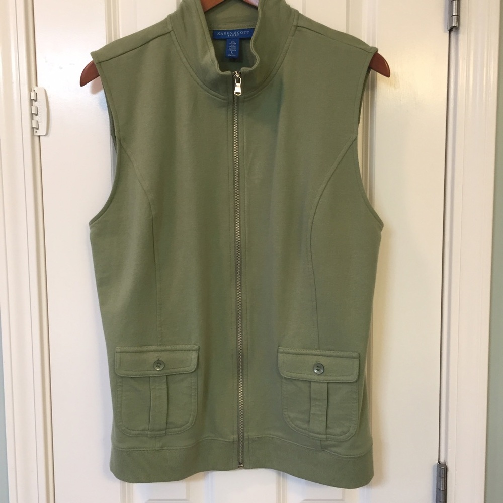 Karen Scott Large Green zip up vest NWOT